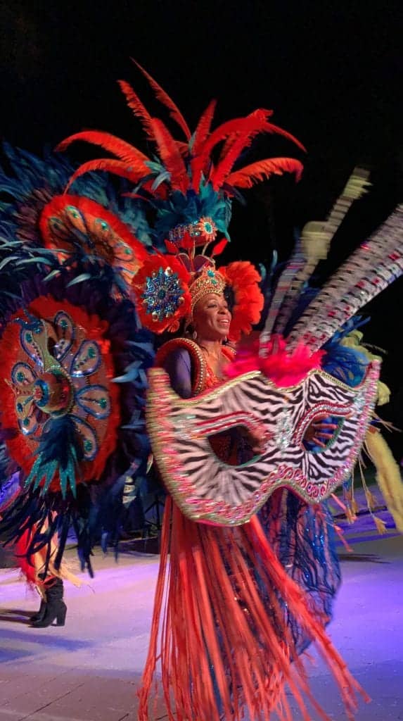 Aruba Carnival: La Vista Carnival Dance Show Review - My Curly Adventures