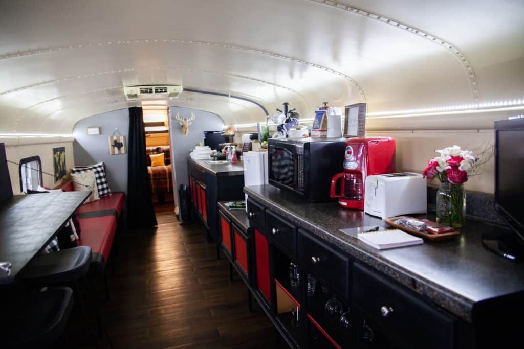 bus airbnb in lubbock