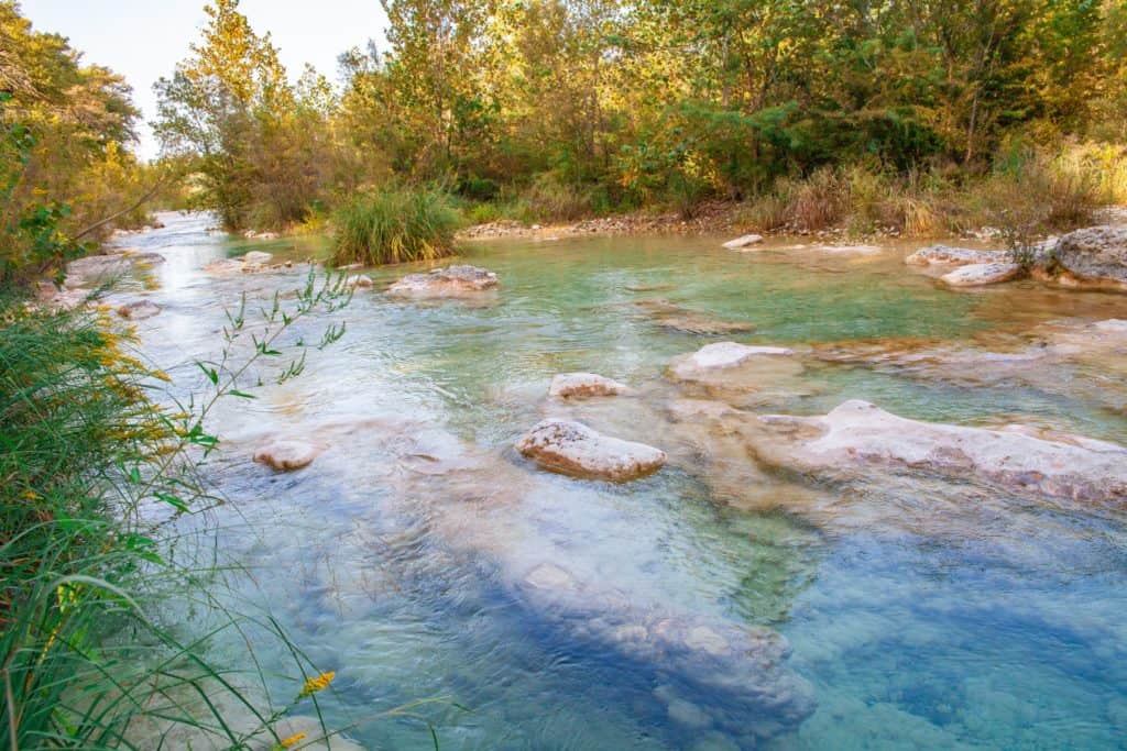 A Guide to the Best Hikes & Trails in Garner State Park 