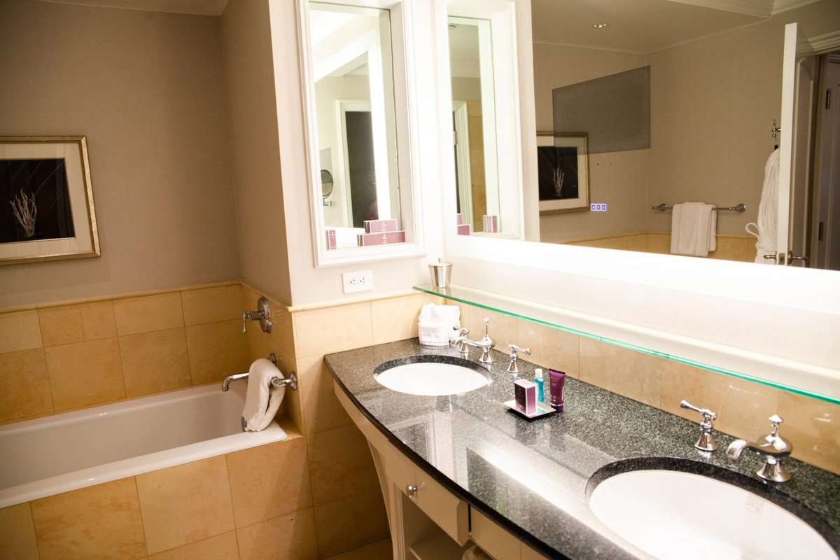 Couples Getaway: Ritz Carlton Dallas Hotel Review