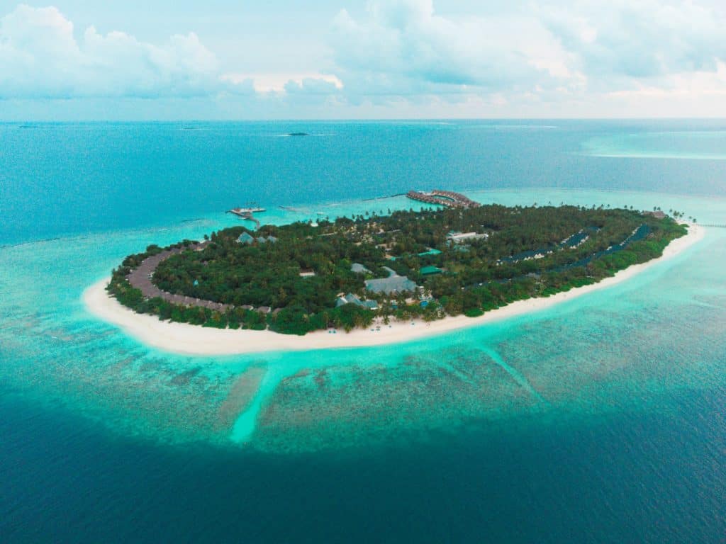 Furaveri Maldives Resort Review