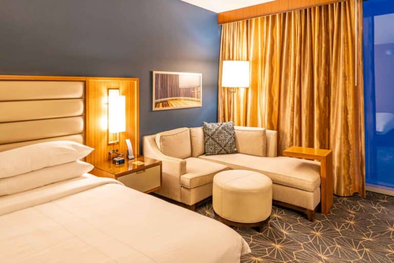 Where to Stay in Houston TX Review of the Houston Marriott Marquis My Curly Adventures