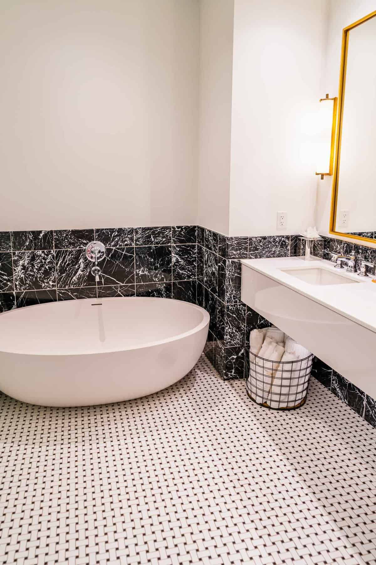 Vice Presidential Suite Bath Tub and Sink Area