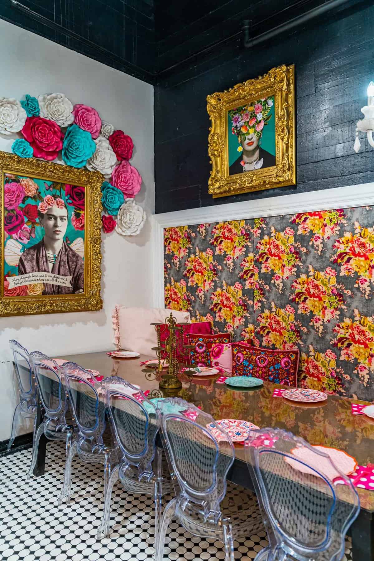 Vibrant dining area at Pinkitzel in OKC