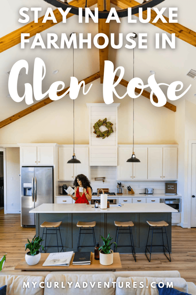 Lady in Luxe Farmhouse Kitchen Area