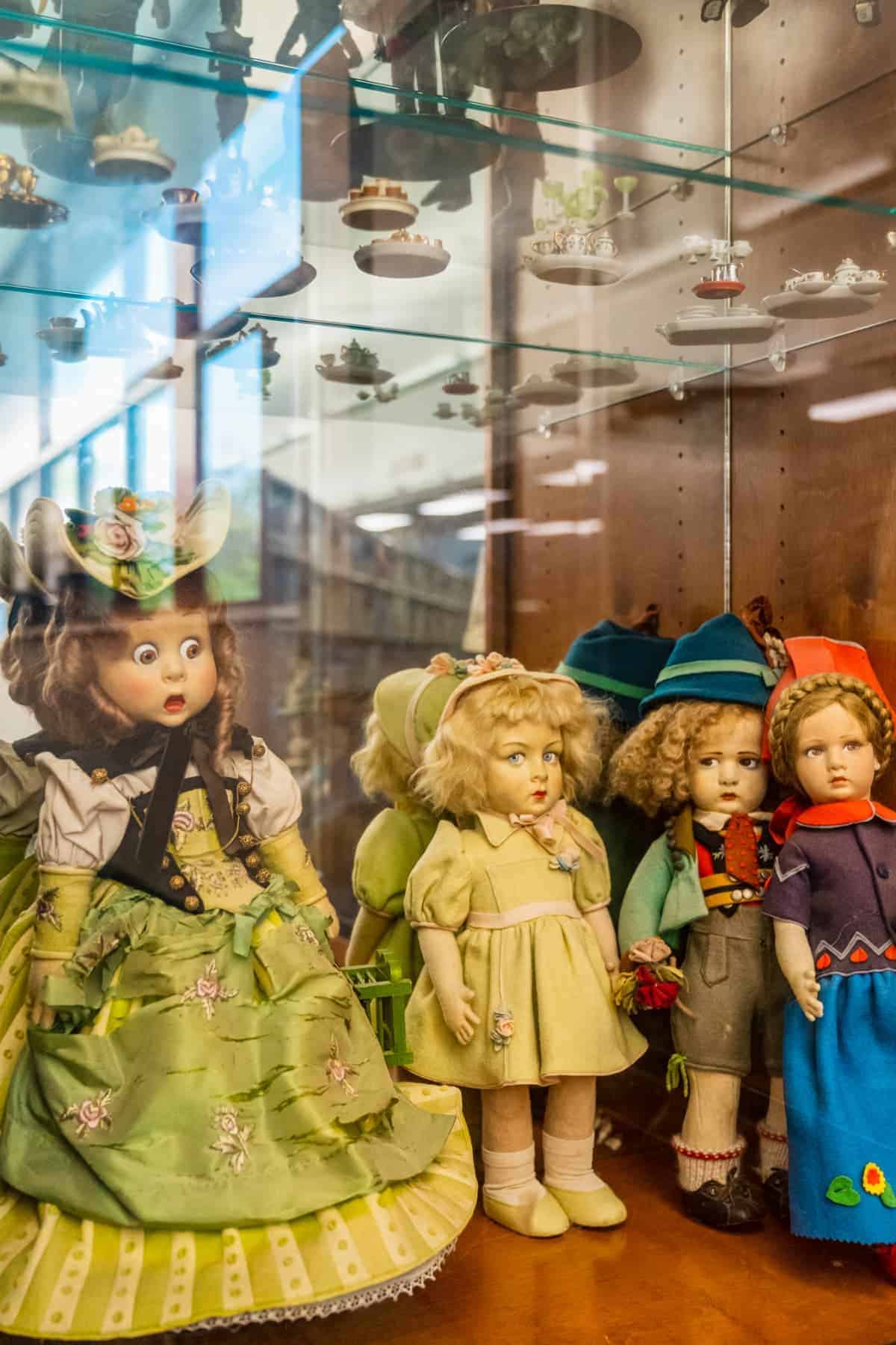 Eliza Cruce Doll Museum