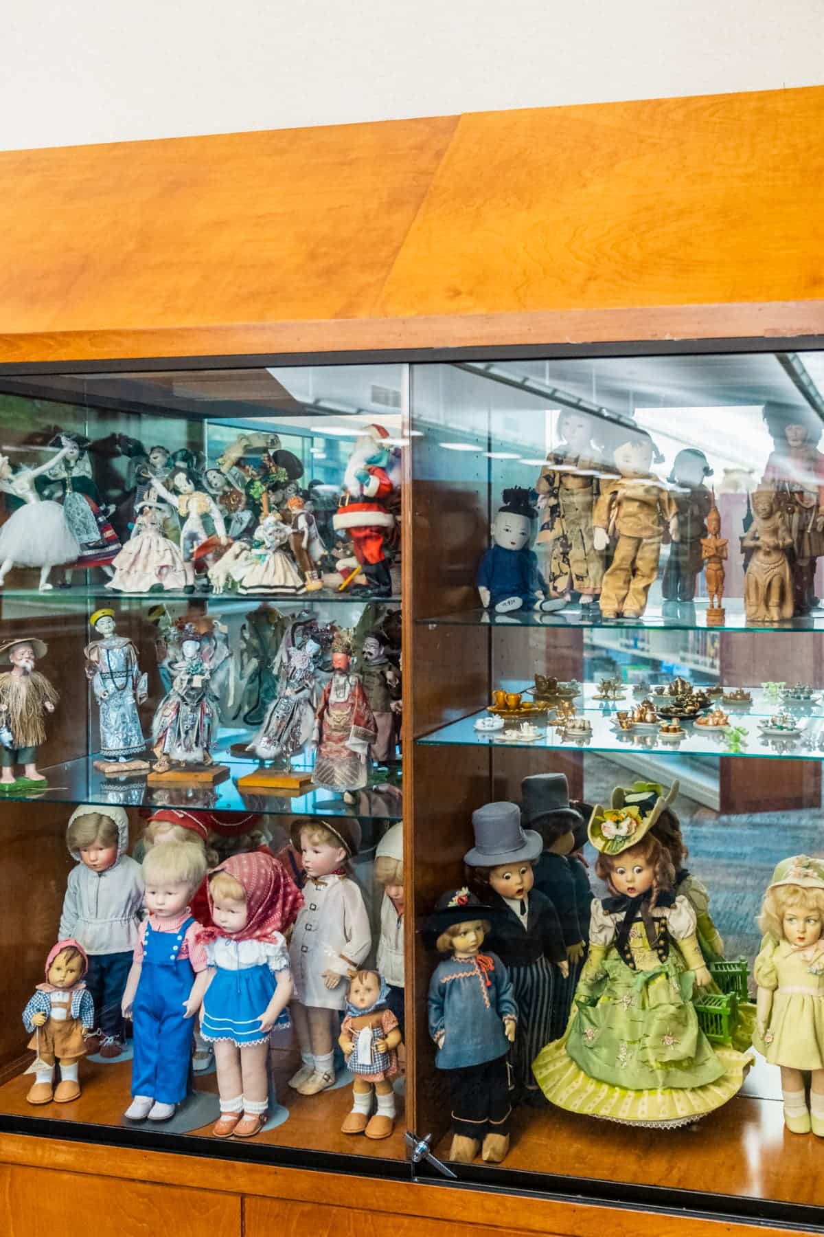 Eliza Cruce Doll Museum