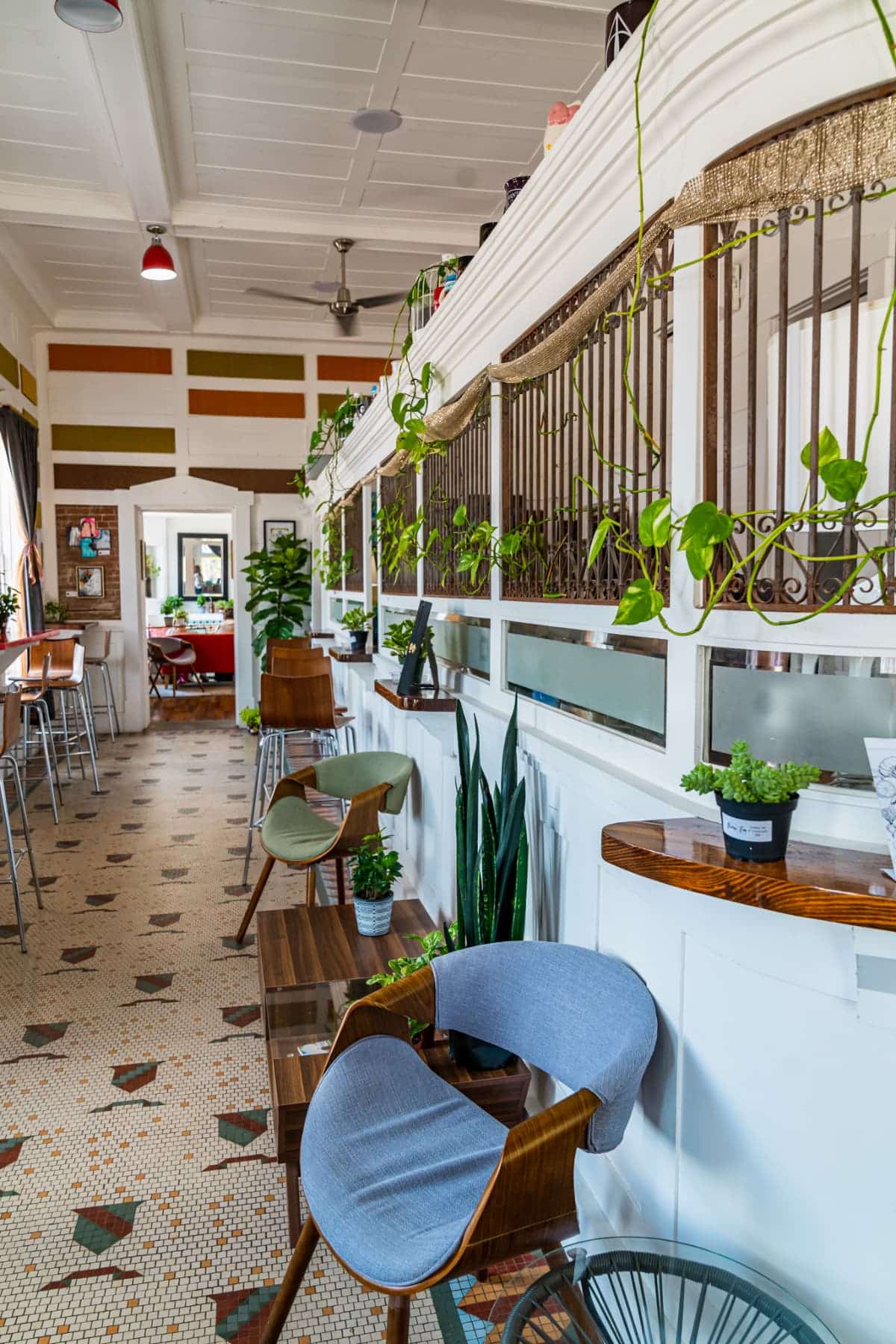 Seating inside of Tavo Coffee Co.