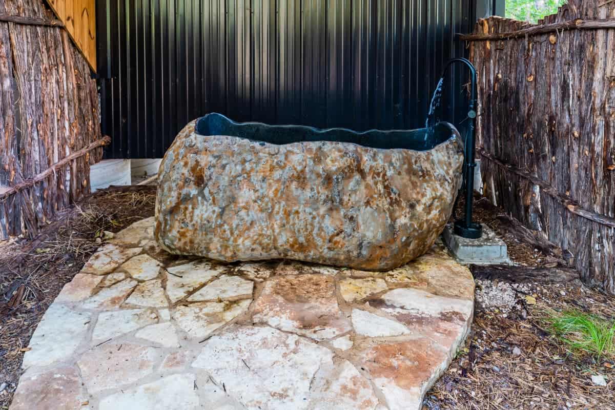 Outdoor rock tub