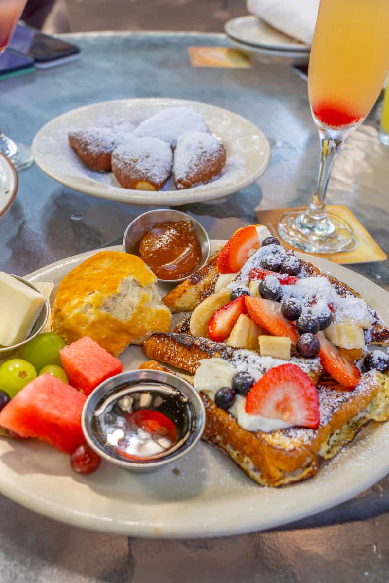 Texas French toast with grapefruit mimosa