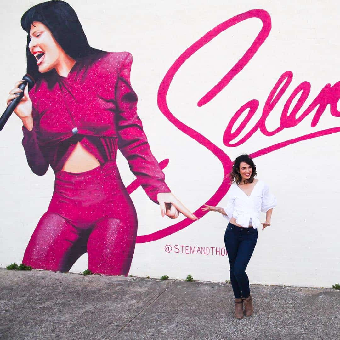 Selena mural