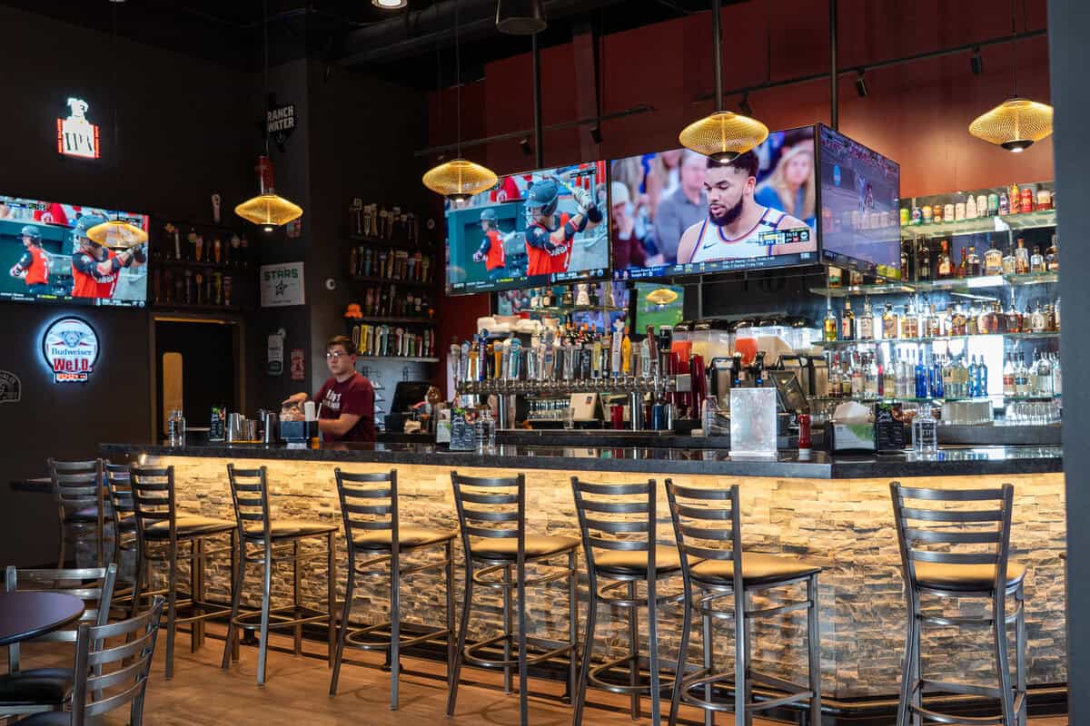 best restaurants in corsicana tx - Schulman's Movie Bowl Grille - Bar