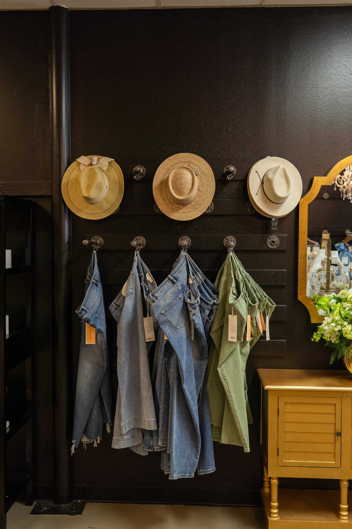 corsicana arts & entertainment district - the pink peony pants and hats